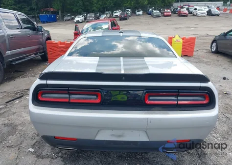 2021 Dodge Challenger Sxt из США, поврежденный, VIN 2C3CDZAG4MH641644